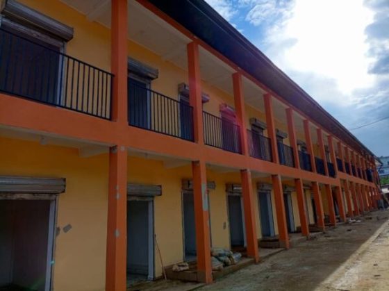 Projet de Construction des Boutiques Modernes au Marché B